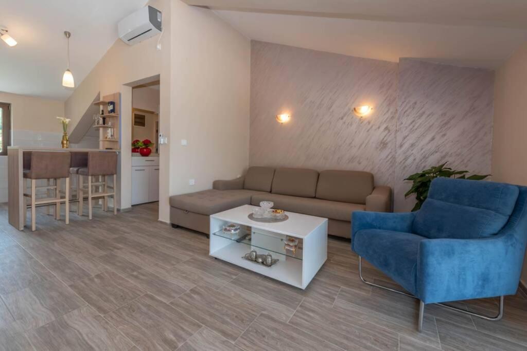 Apartment Vento Di Bocche Kotor Buitenkant foto